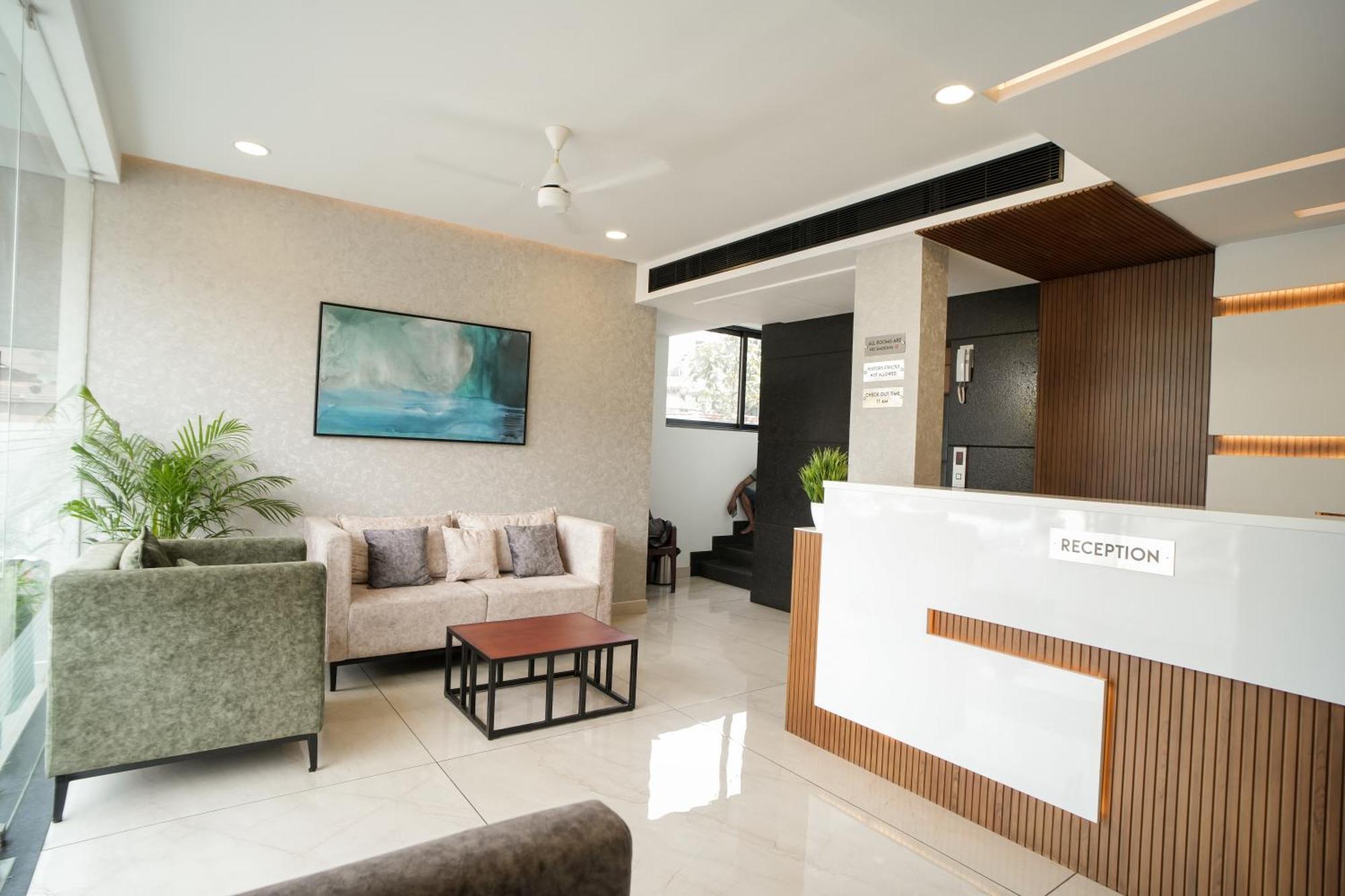Sulu Residency Hotel Kochi Exterior photo